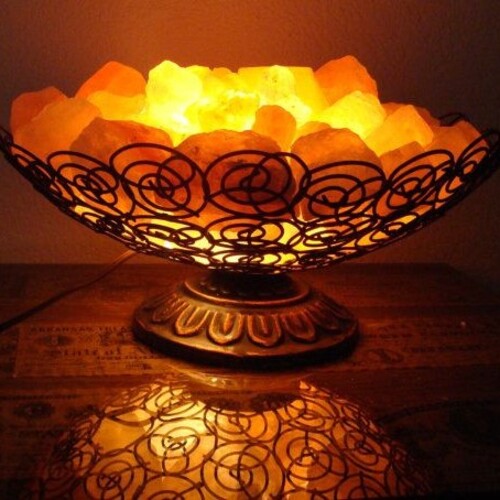 Iron Basket Himalayan Salt Lamp